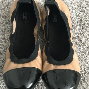 G.H. Bass & Co. flats